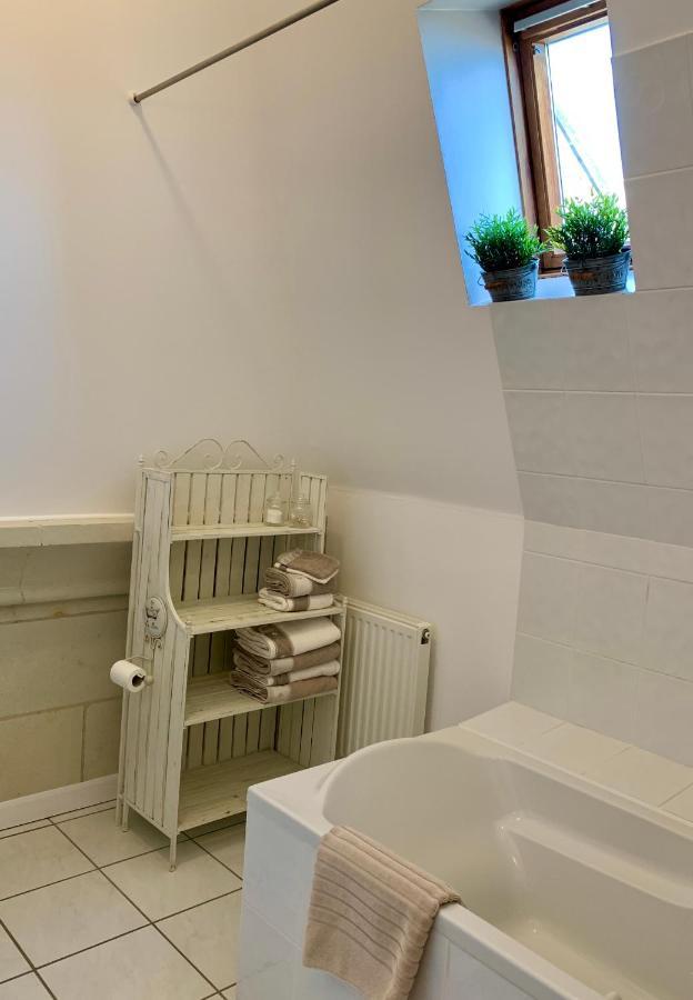 L'Ange Est Reveur Bed & Breakfast Langeais Eksteriør bilde