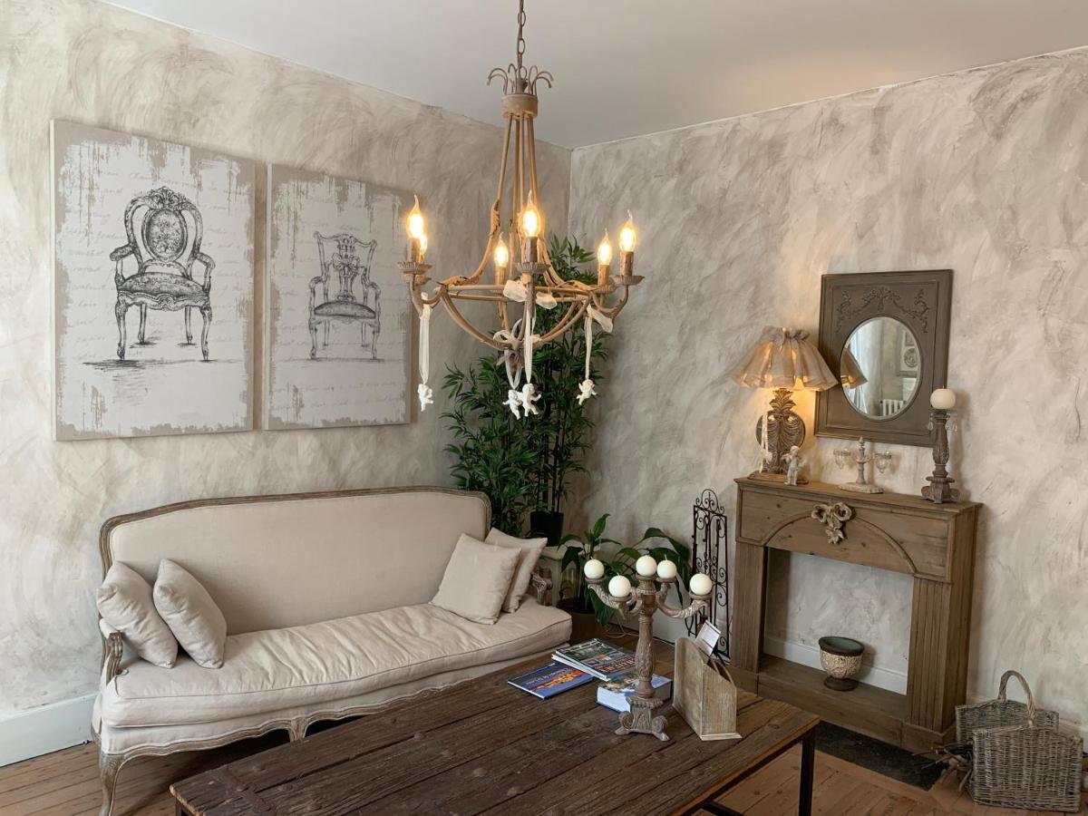 L'Ange Est Reveur Bed & Breakfast Langeais Eksteriør bilde