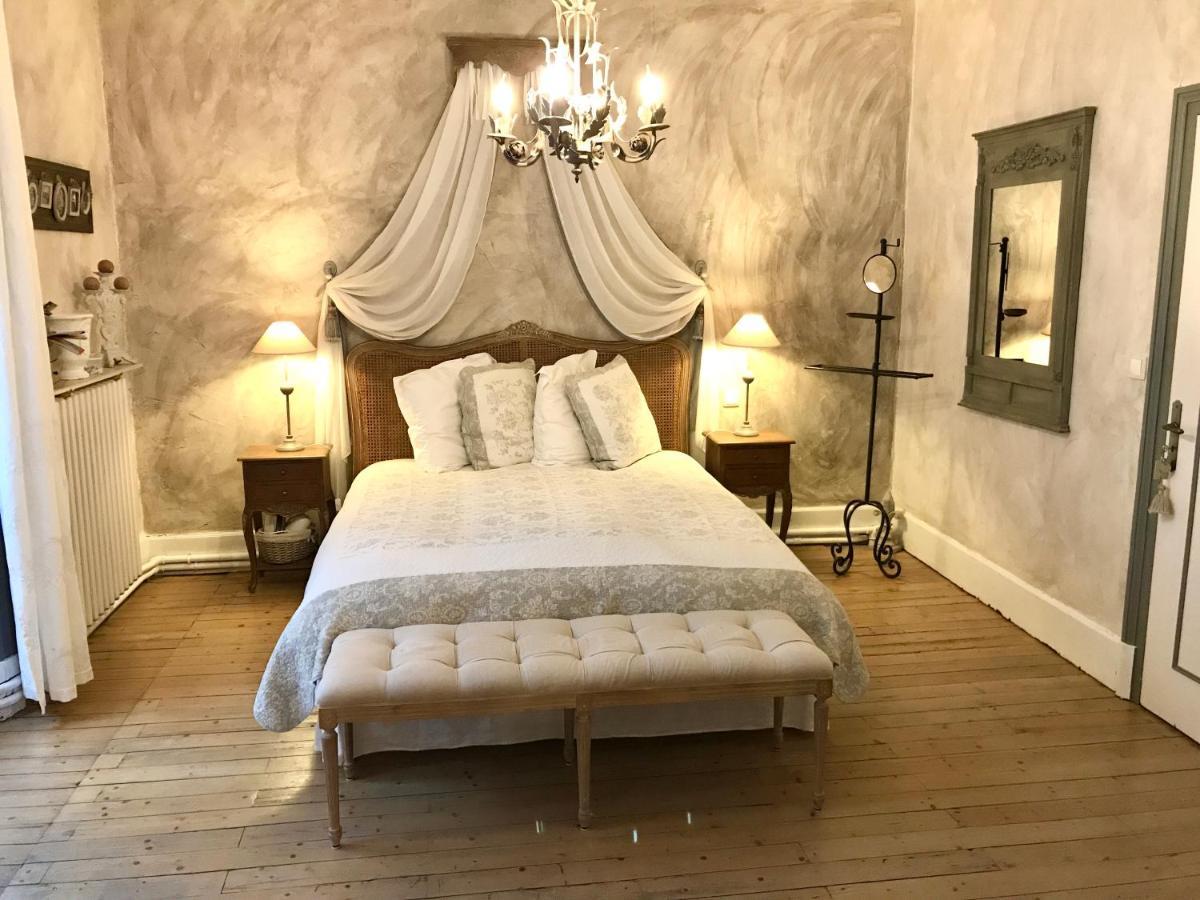 L'Ange Est Reveur Bed & Breakfast Langeais Eksteriør bilde