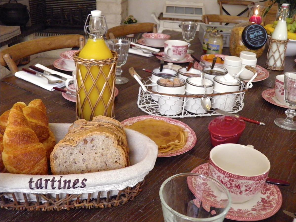 L'Ange Est Reveur Bed & Breakfast Langeais Eksteriør bilde